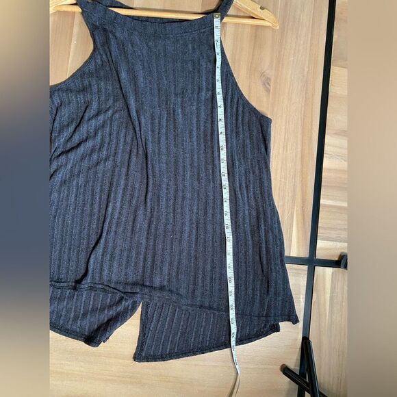 ‎Kaileigh heather grey open back tank - Picture 8 of 8